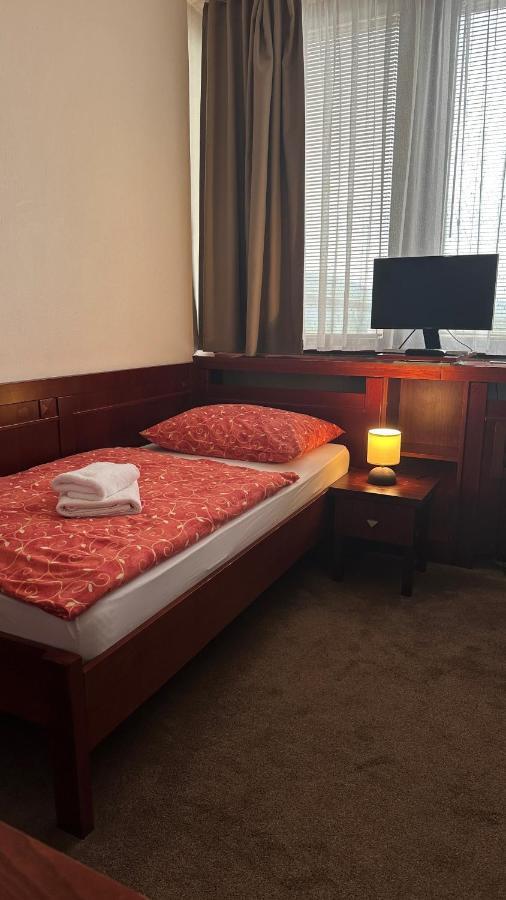 Považská Bystrica Hotel Bothe מראה חיצוני תמונה
