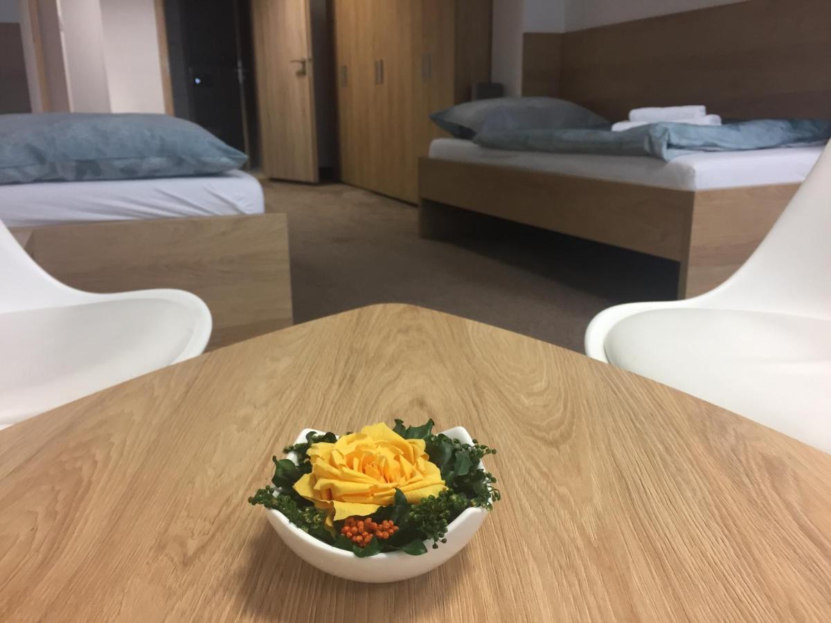 Považská Bystrica Hotel Bothe מראה חיצוני תמונה