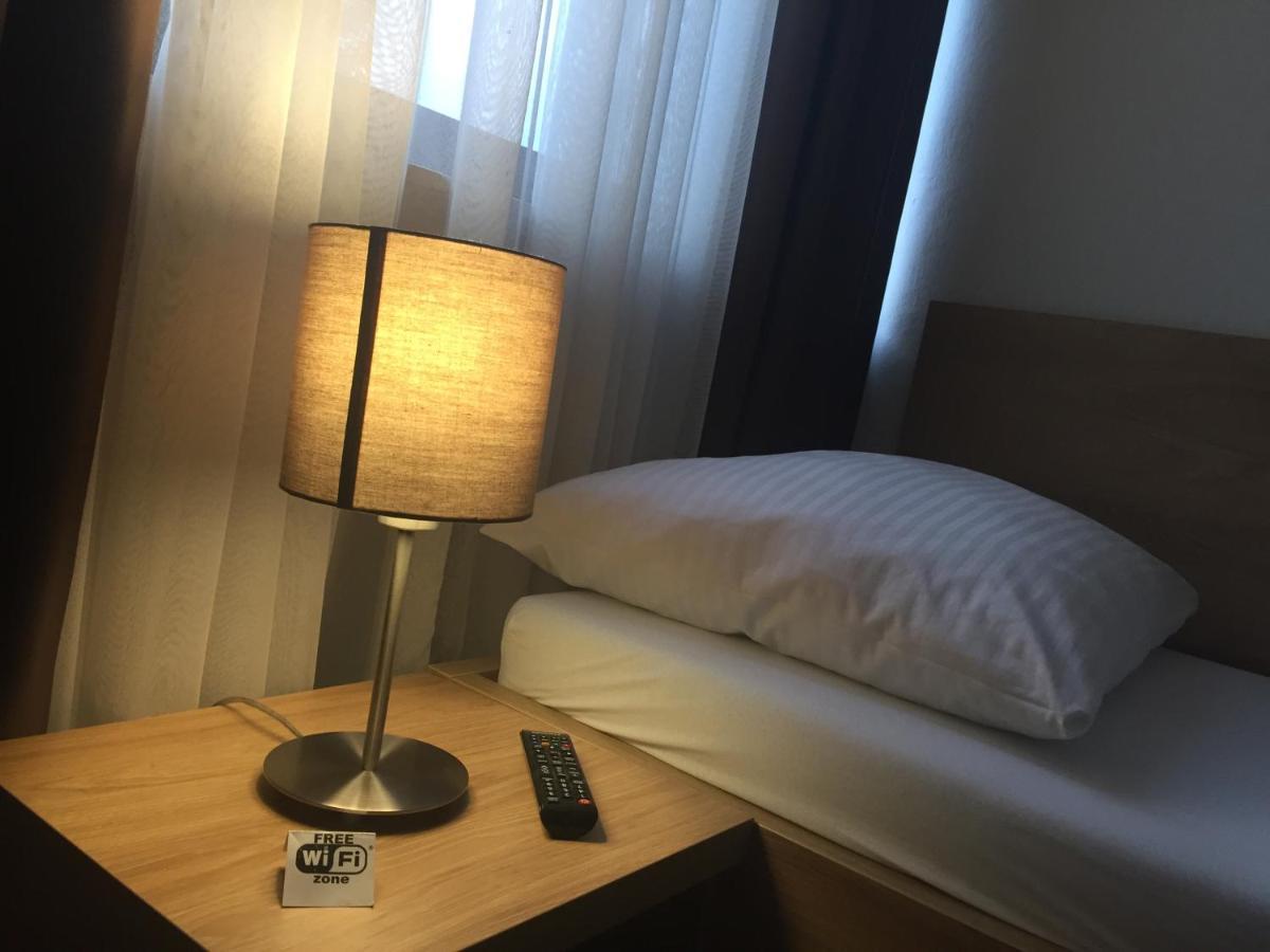 Považská Bystrica Hotel Bothe מראה חיצוני תמונה